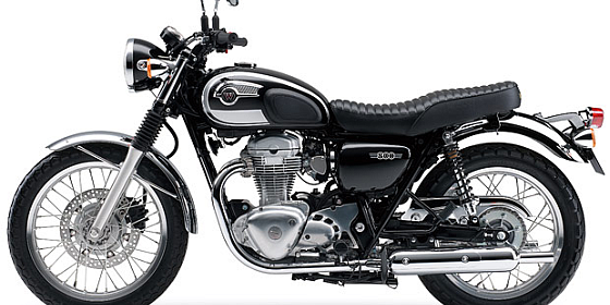 Bei rund 1.300 Einheiten der Kawasaki W800 der Baujahre 2011 und 2012 lässt der deutsche Importeur die Kraftstoffpumpen erneuern. (Foto: Kawasaki)