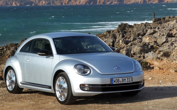 Rückruf: In Deutschland wird u.a. beim VW Beetle die Hinterachse überprüft. (Foto: Volkswagen)