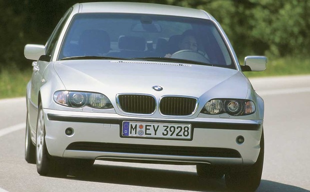 Auch bei dem älteren BMW E46 muss der Fahrer-Airbag getauscht werden. (Foto: BMW)