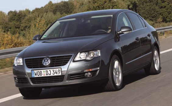 Der VW Passat Ecofuel der Baujahre 2006 bis 2010 muss zum Tausch der Gastanks in die Werkstatt. (Foto: Volkswagen)