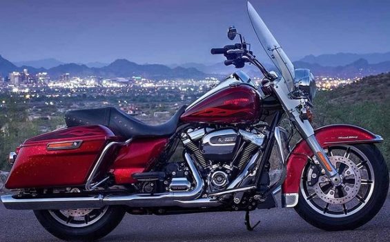 Eine falsch verbaute Schelle an der Ölleitung kann bei mehrene Harley-Davidson-Modellen zum plötzlichen Motorölverlust führen. (Foto: Harley-Davidson)