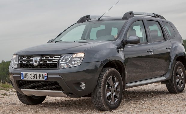 Beim Dacia Duster kann bei der Betätigung der Hupe der Fahrer-Airbag ungewollt auslösen. (Foto: Renault)