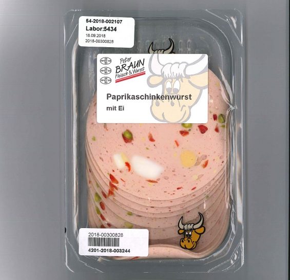 Rückruf wegen nicht deklarierter Pistazien: Paprika Schinkenwurst von Peter Braun. (Foto: Hersteller)